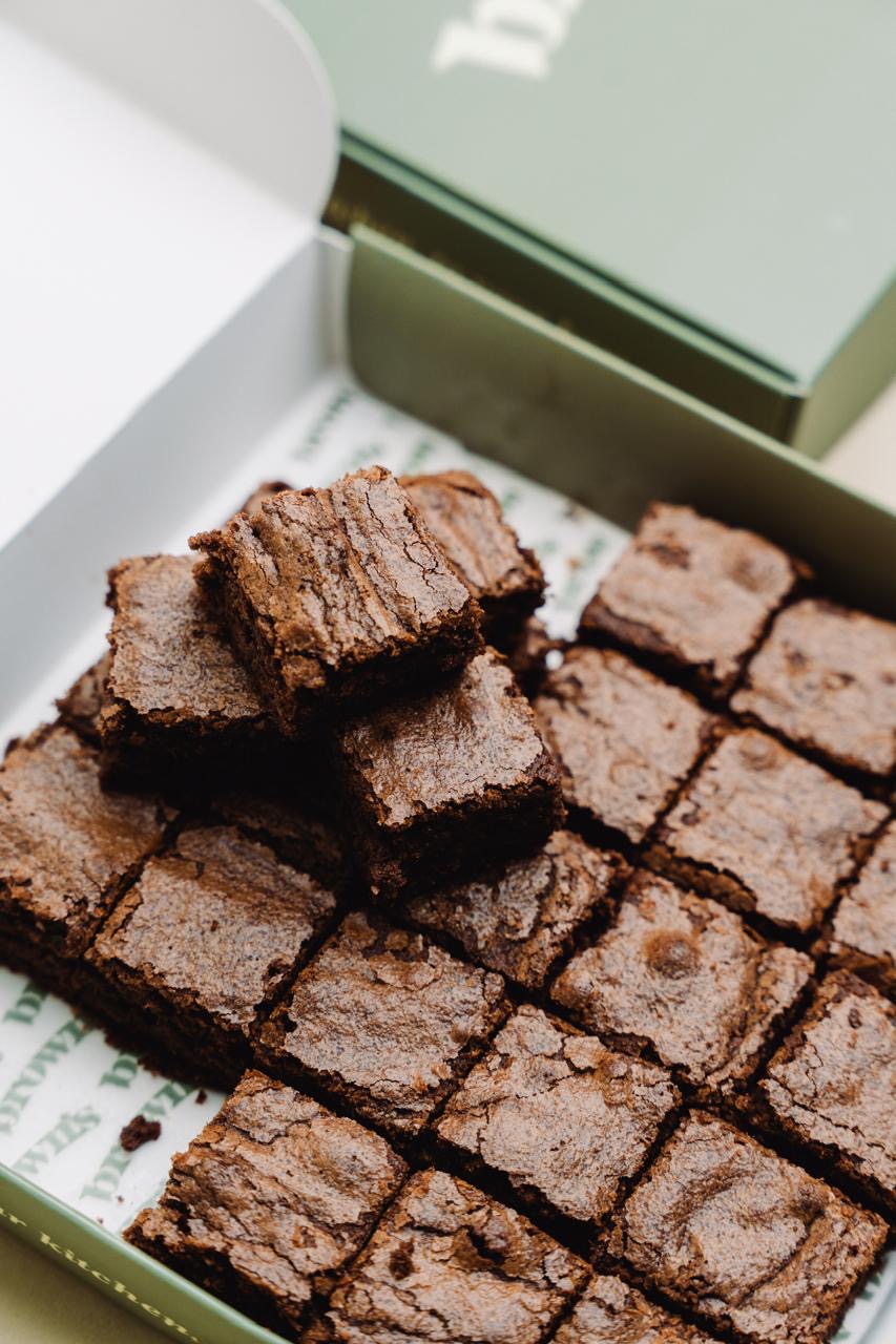 36 mini gluten free brownies, (contains dairy)